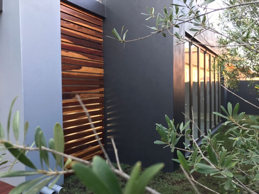 Aluminium pergolas installation in Cape Town