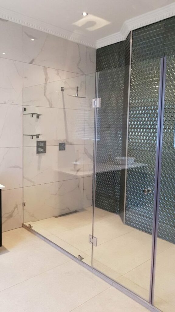 Frameless glass showers for Cape Town homes